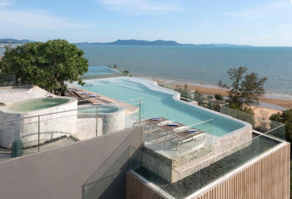Bayphere Hotel Pattaya Ban Nong Hin  Exterior photo
