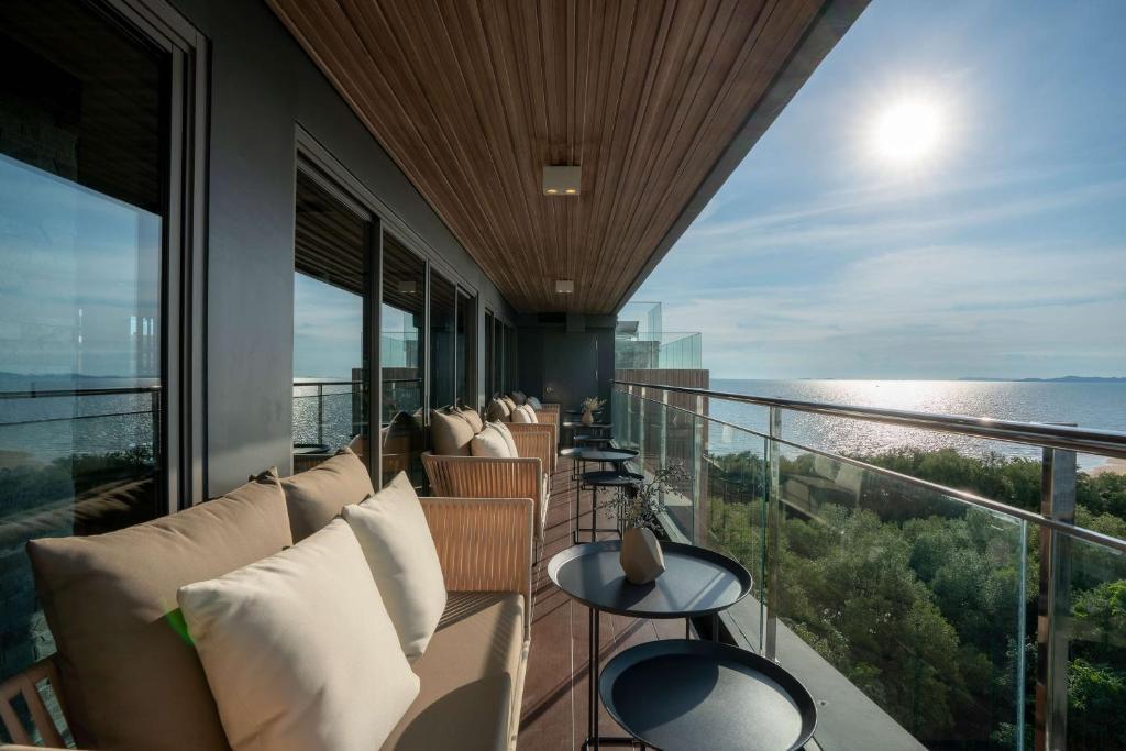 Bayphere Hotel Pattaya Ban Nong Hin  Exterior photo